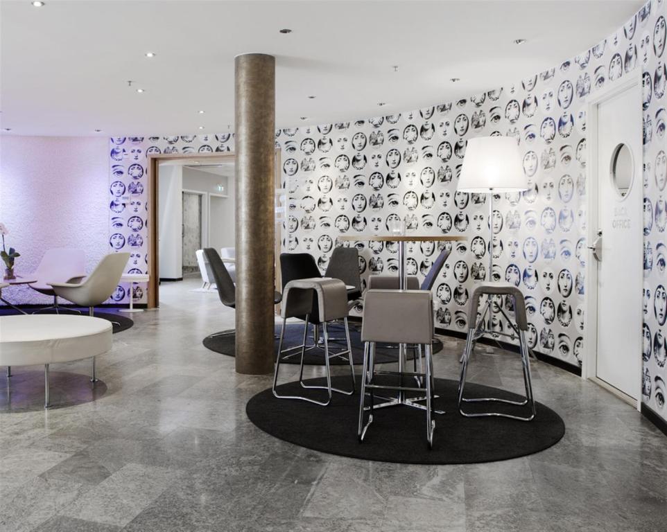 Posezení v ubytování Hotel Örebro