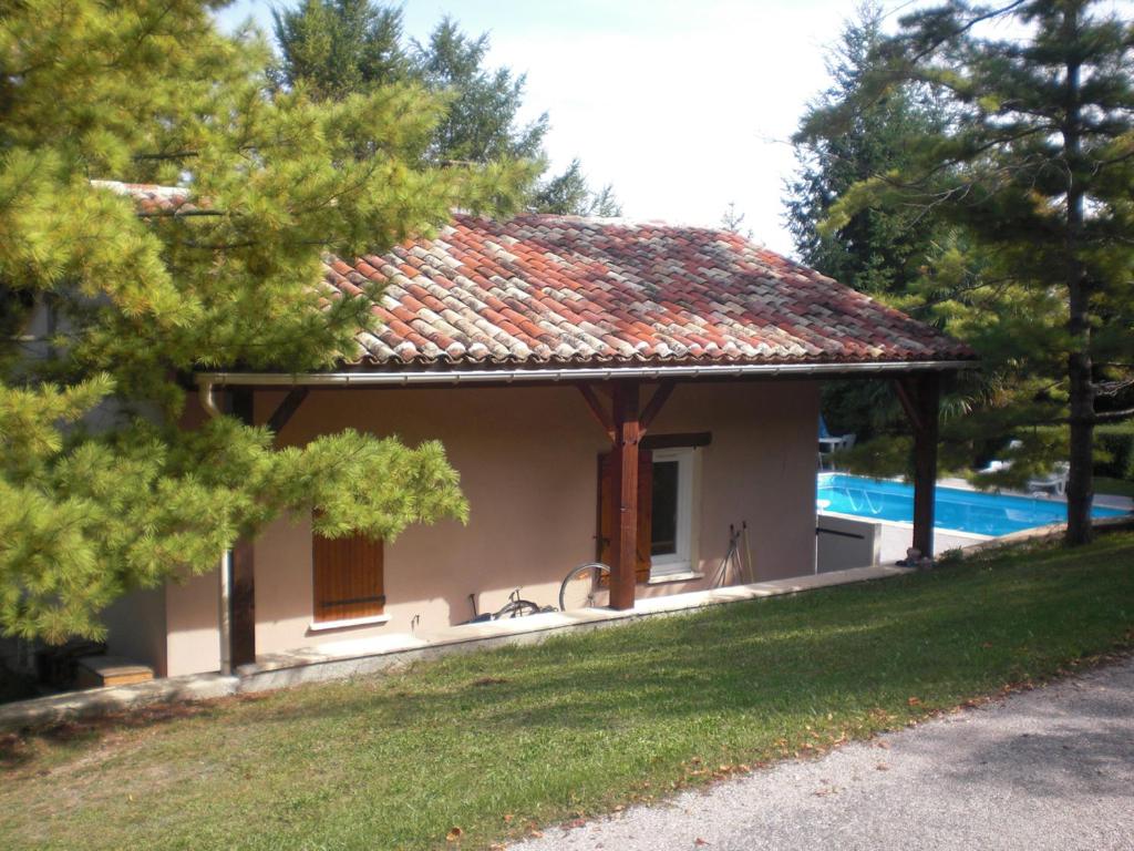 Gîte Le Bellevue avec piscine privative - climatisation - Holiday Home