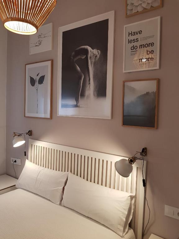 Posteľ alebo postele v izbe v ubytovaní Las Atarazanas - Design Hostal