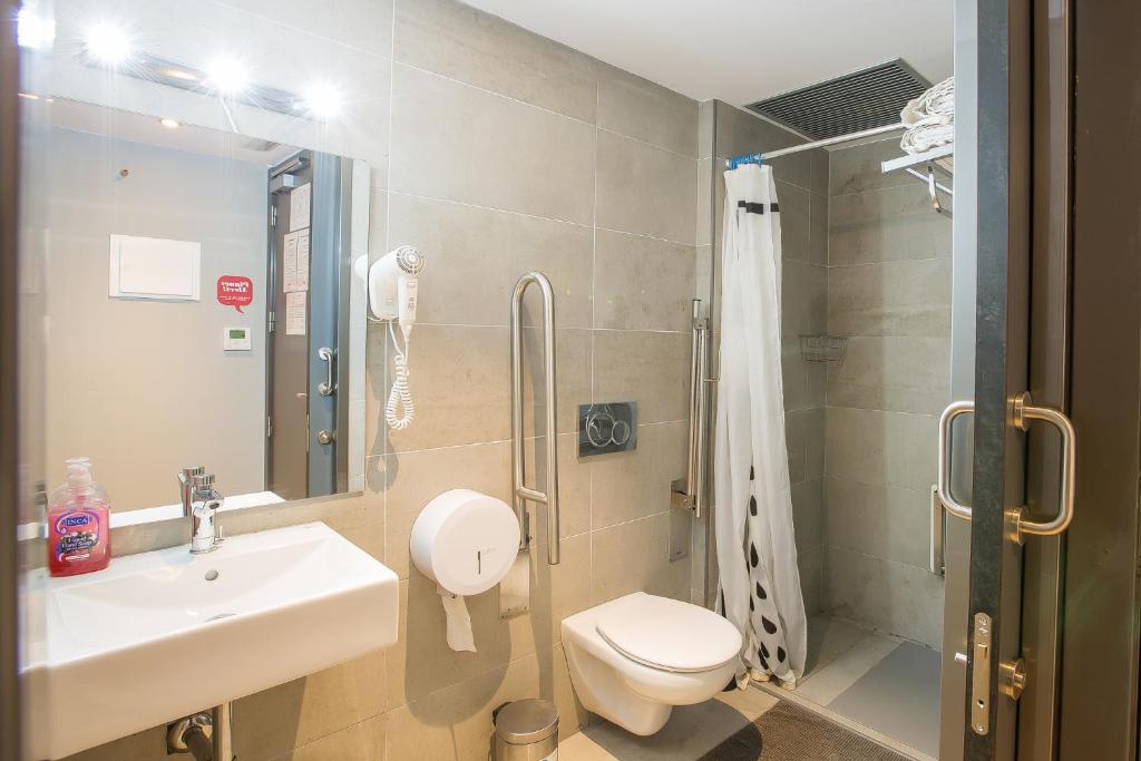 Kúpeľňa v ubytovaní Yeah Barcelona Hostel