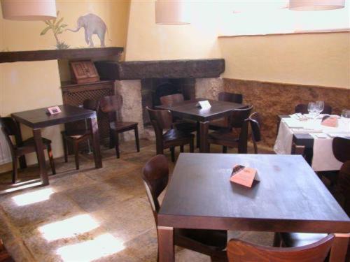 A seating area at Hotel Restaurante Doña Anita