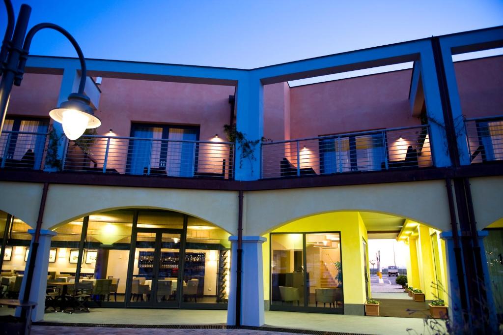 Budova, kde se hotel nachází