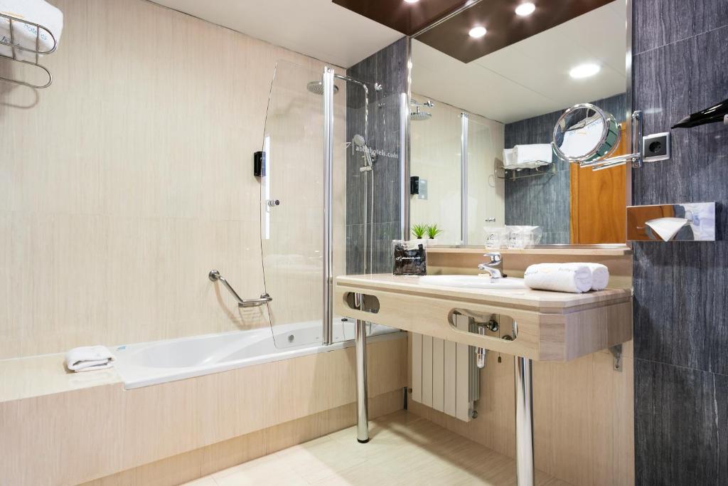 Abba Garden - Executive Double Room