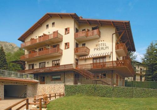 Budova, kde se hotel nachází