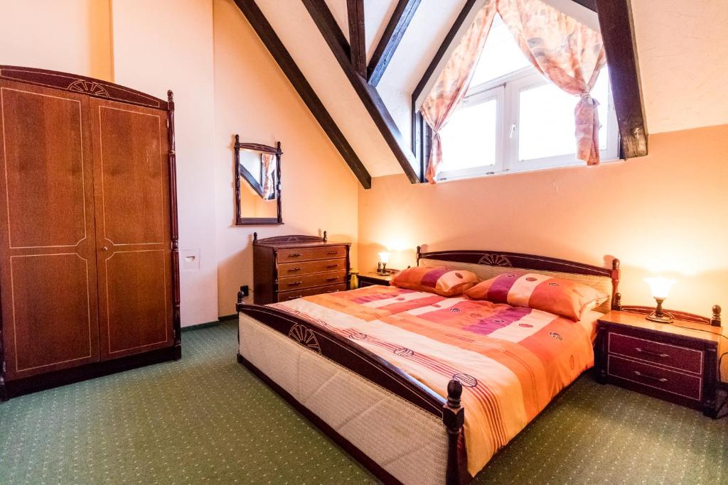 Postel nebo postele na pokoji v ubytování Haus Sonnenhof