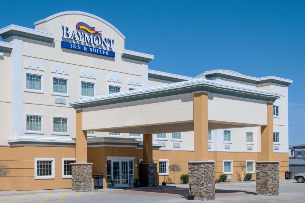 a rendering of a hampton inn and suites at Baymont by Wyndham Minot in Minot