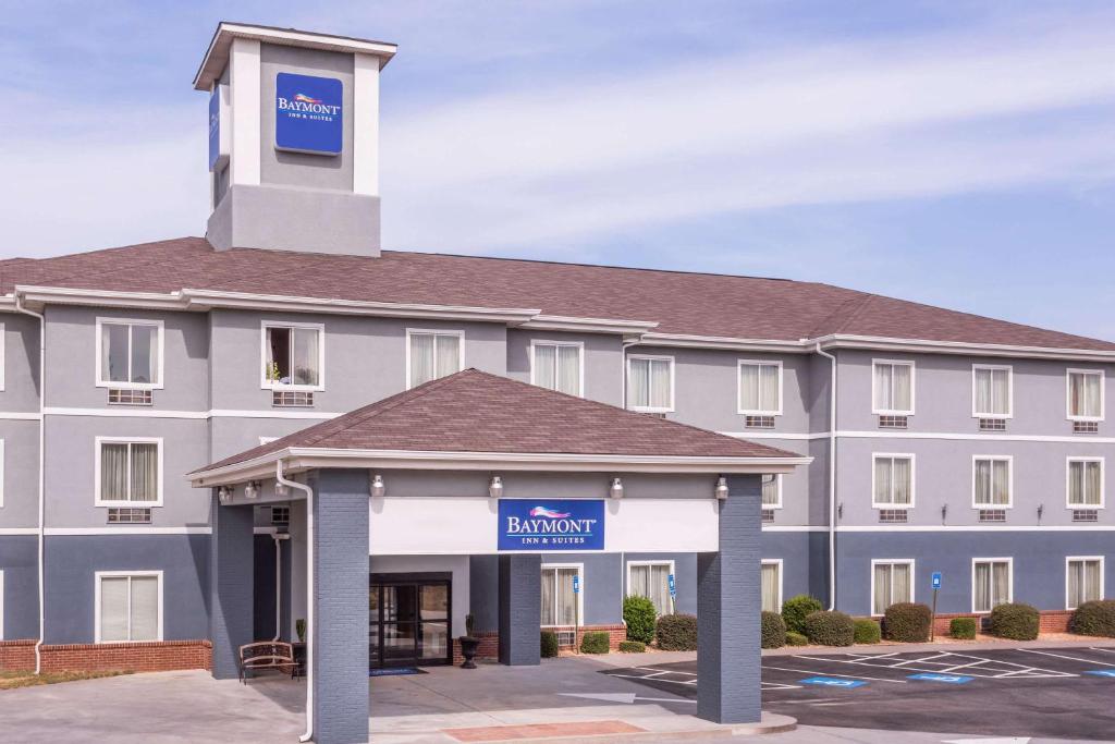 a rendering of the front of a hotel at Baymont by Wyndham Cartersville in Cartersville