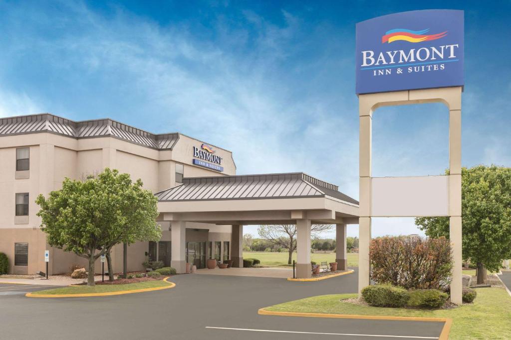 a rendering of a bawn point inn and suites at Baymont by Wyndham Oklahoma City/Quail Springs in Oklahoma City