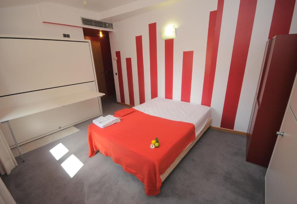 Posteľ alebo postele v izbe v ubytovaní Albergue Revolutum Hostel
