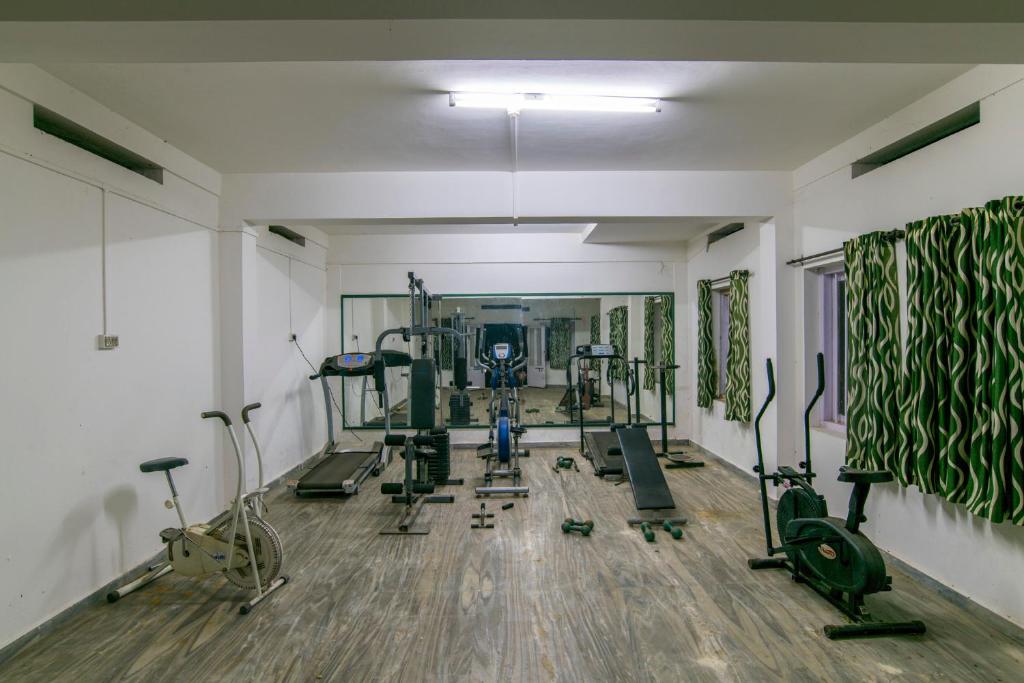 Fitness centrum a/nebo fitness zařízení v ubytování Haritagiri