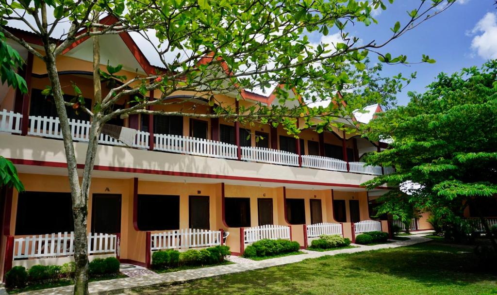 Gallery image of JBR Tourist Inn in San Vicente