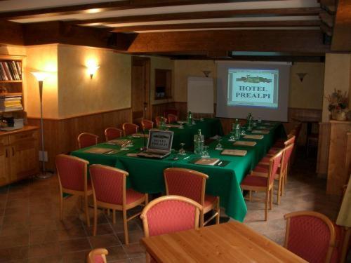 Fotografie z fotogalerie ubytování Hotel Prealpi v destinaci Castione della Presolana