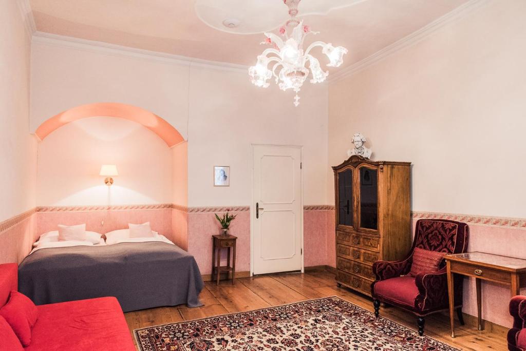 Posteľ alebo postele v izbe v ubytovaní Ofenloch Apartments