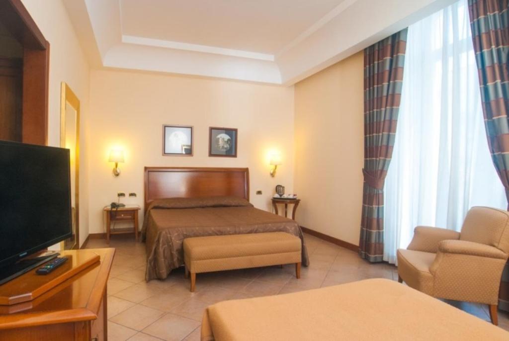 Le Cheminée Business Hotel Napoli - Resim 30