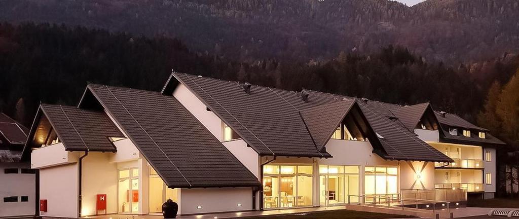 Nespecifikovaný výhled na hory nebo výhled na hory při pohledu z apartmánu