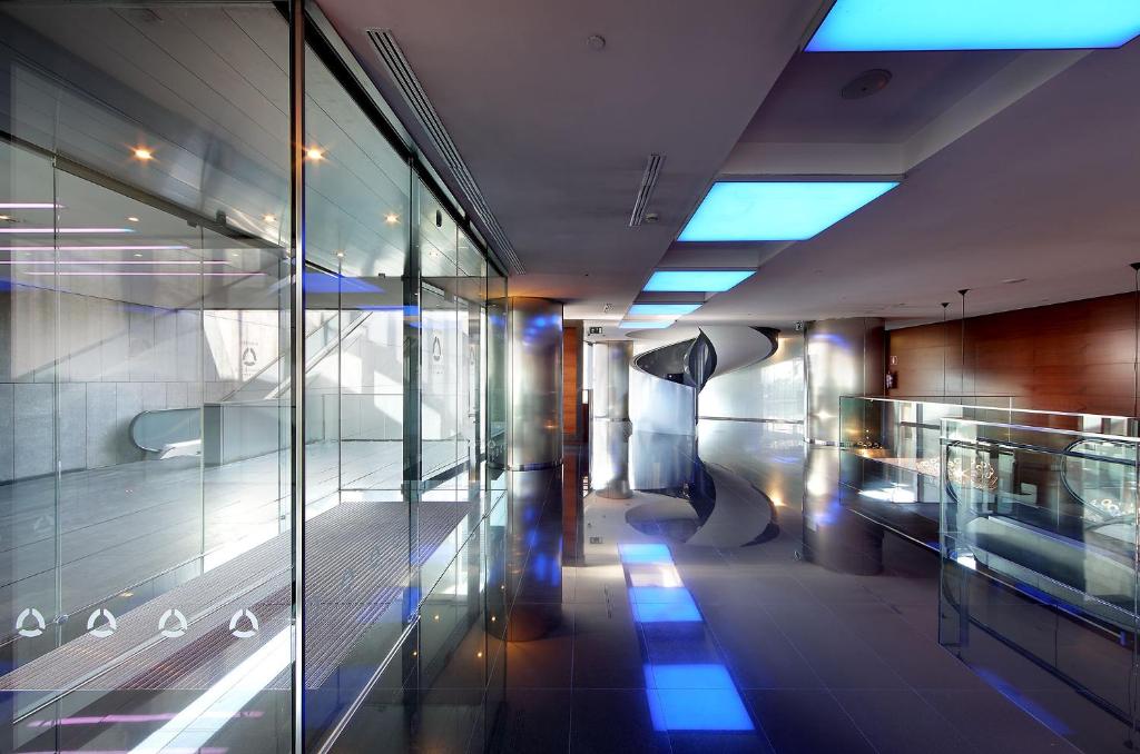 Eurostars Madrid Tower - Resim 33