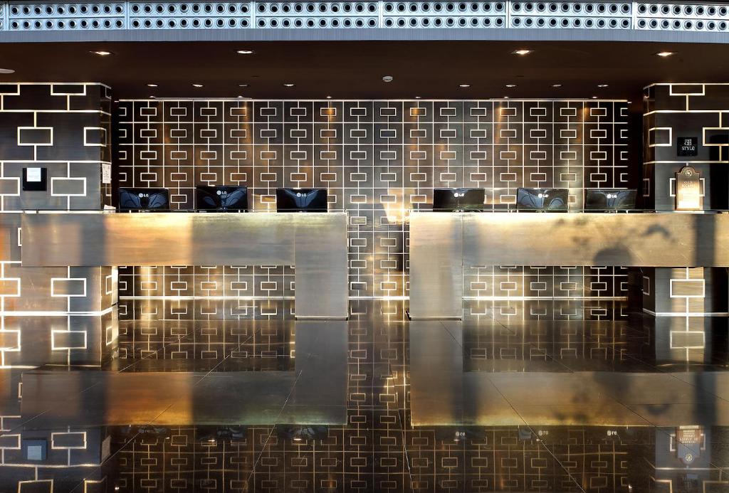 Eurostars Madrid Tower - Resim 31