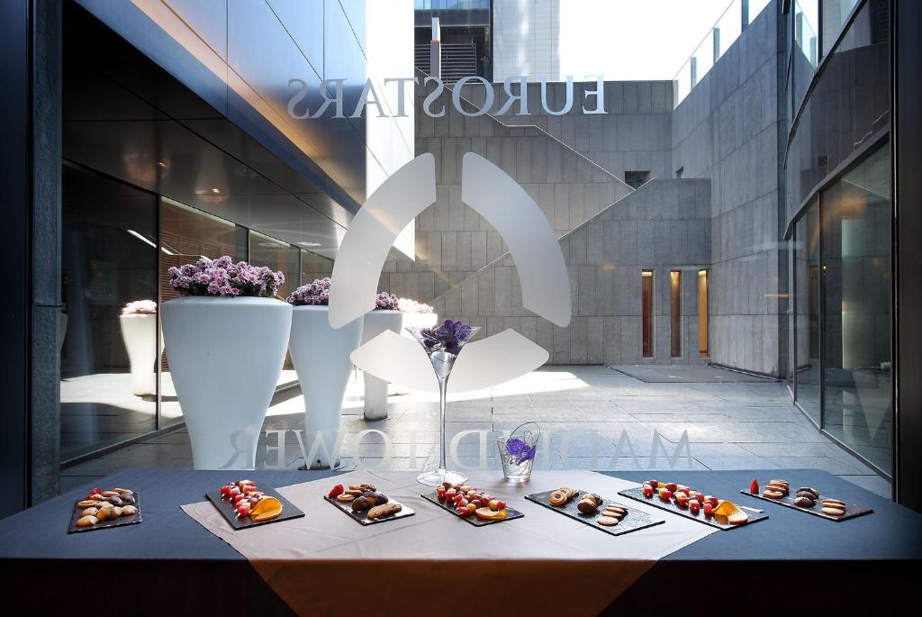 Eurostars Madrid Tower - Resim 44