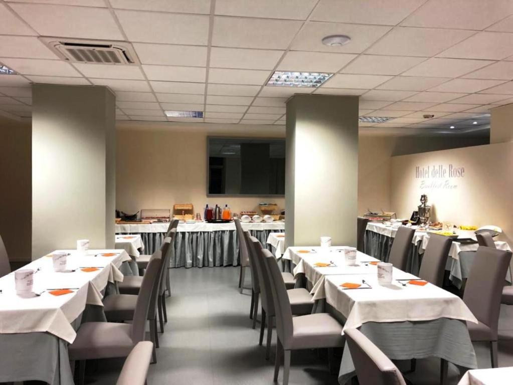 Restaurace v ubytování Hotel Delle Rose
