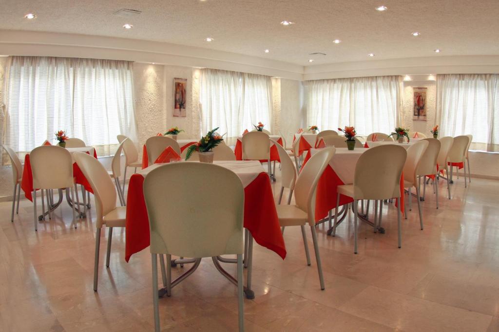 Posezení v ubytování Nancy Hotel