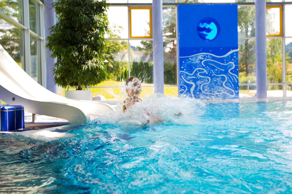 Bazén v ubytování Ferienclub Maierhöfen nebo v jeho okolí