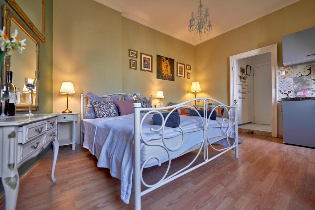 Old City Romantic Studio with FREE private parking - 8