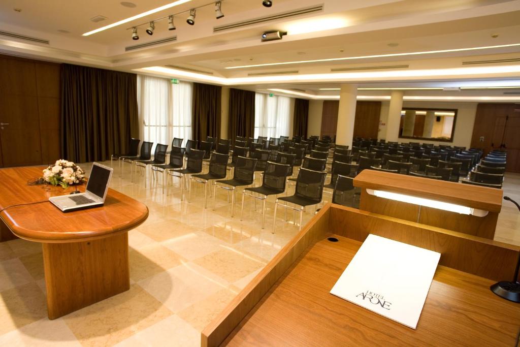 Konferenční prostory v ubytování Hotel Airone - Ombrellone incluso al bagno Dolce Vita a Marina dal 1 giugno al 15 settembre
