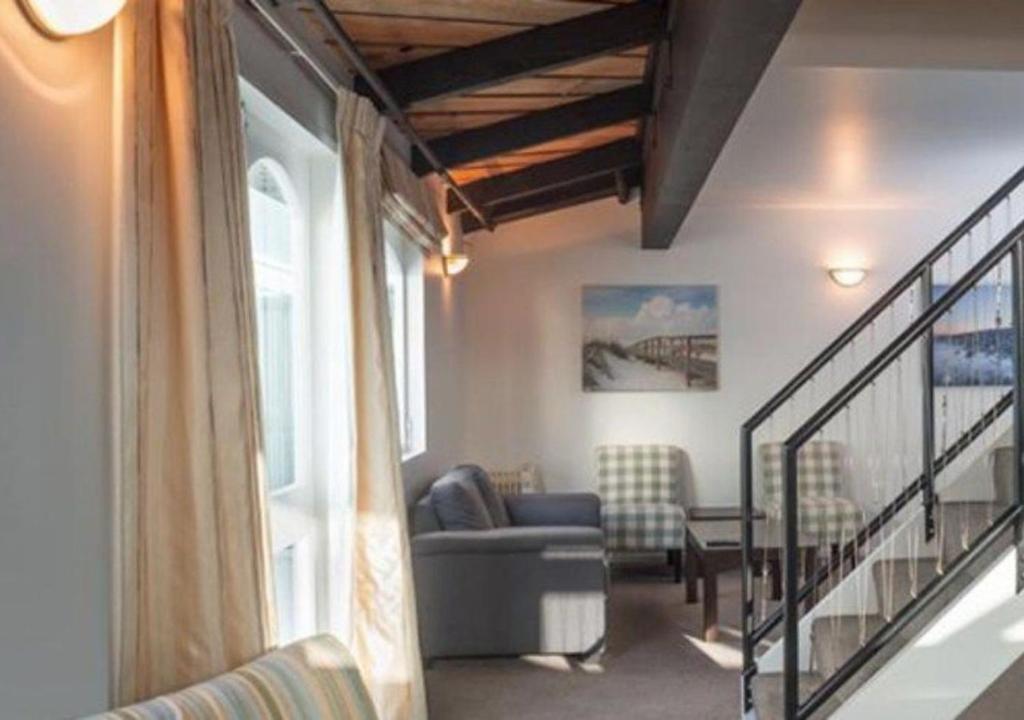 Willis Village - Resim 9