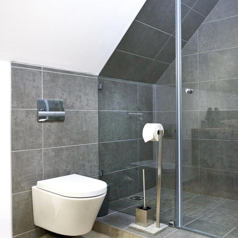A bathroom at Shambala Apartman Tihany