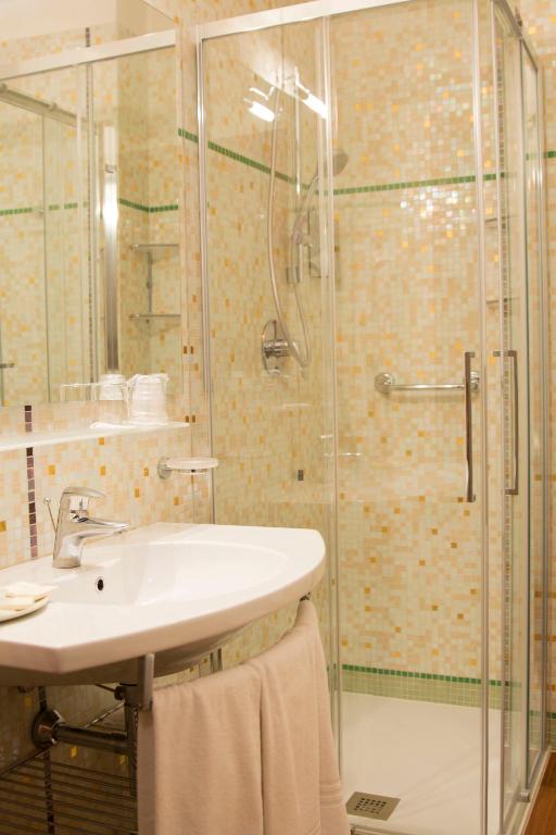 Koupelna v ubytování Hotel Europa