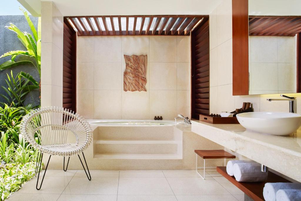 MERUSAKA Nusa Dua - 17