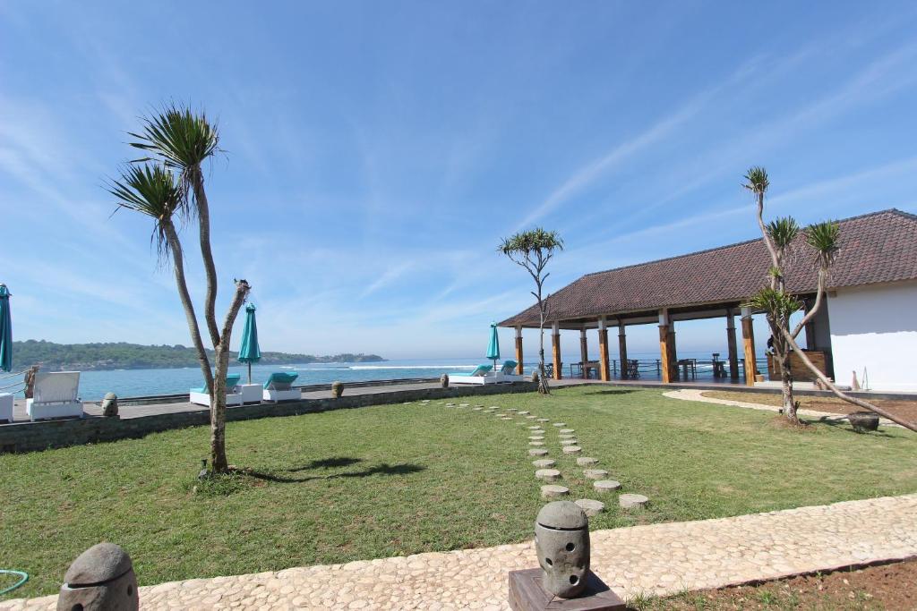 Ombak Bay Lembongan - 19