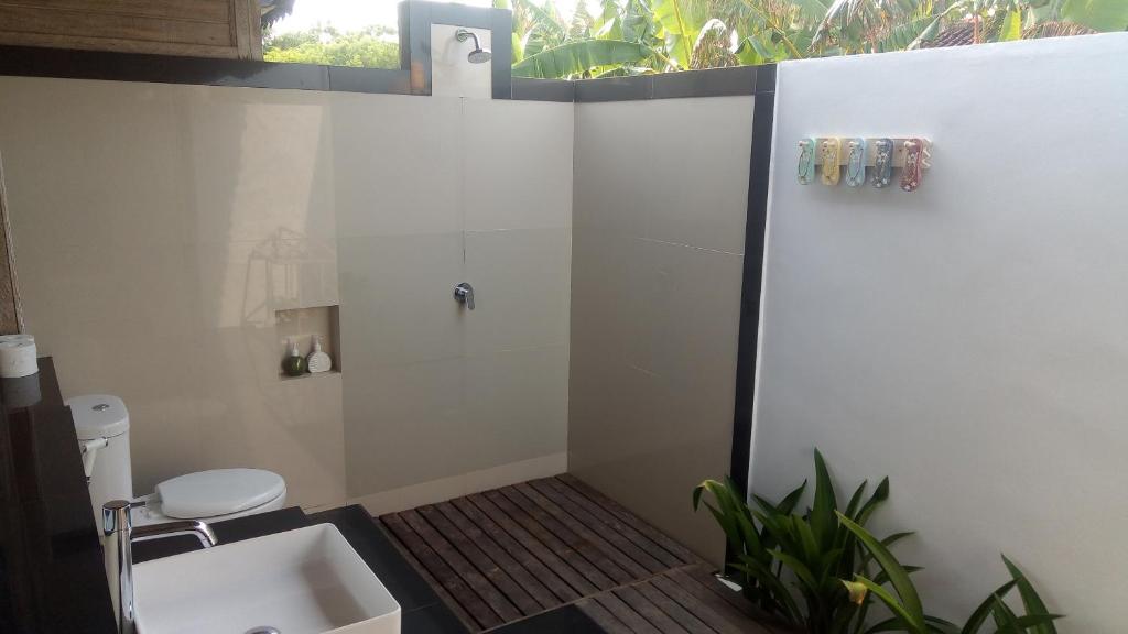 Ombak Bay Lembongan - 12