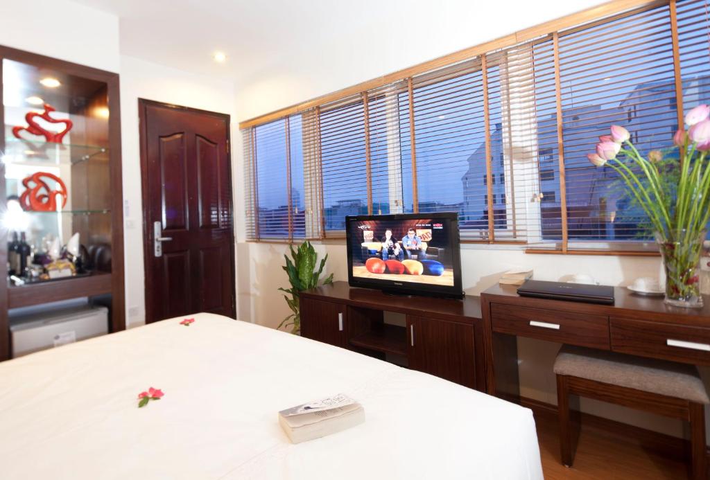 Rising Dragon Legend Hotel - Deluxe Double Room