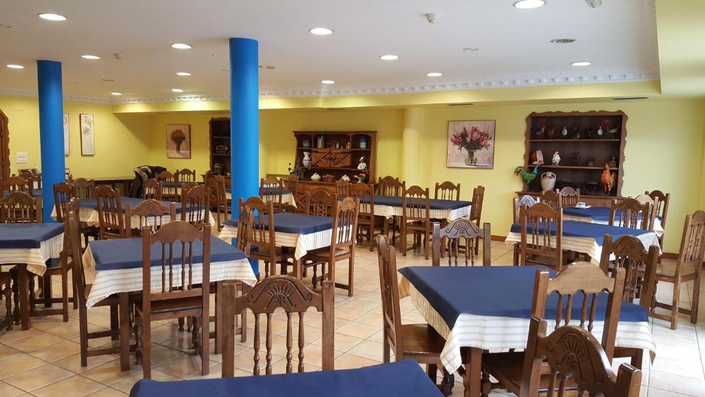 Reštaurácia alebo iné gastronomické zariadenie v ubytovaní Hotel Cortijo
