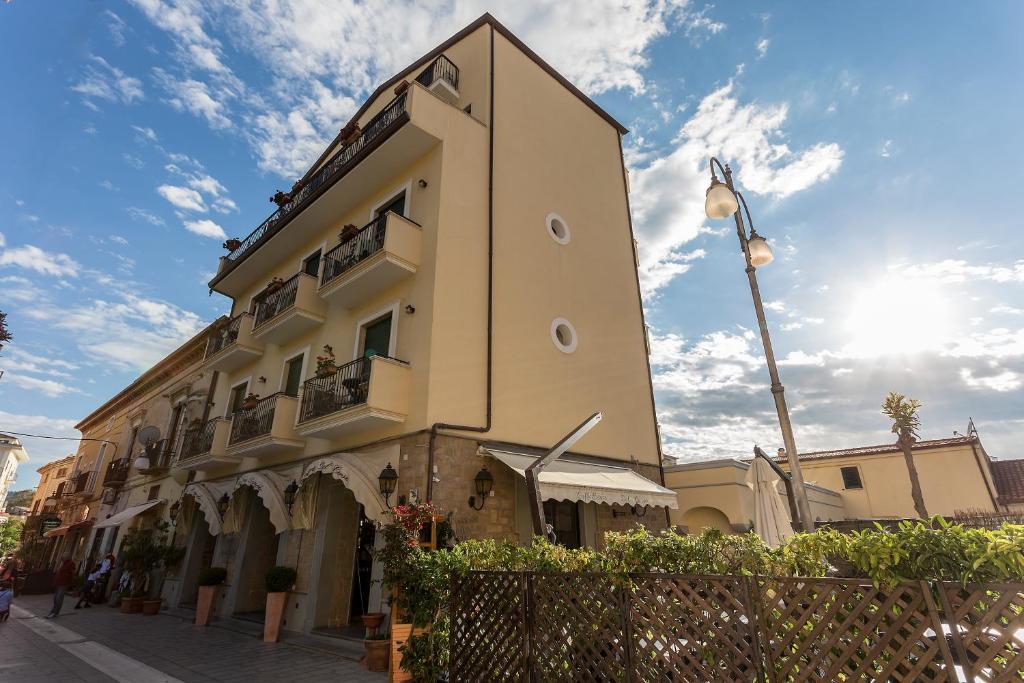 Booking.com: Hotel La Pergola , Santa Maria di Castellabate, Italia - 38  Giudizi degli ospiti . Prenota ora il tuo hotel!