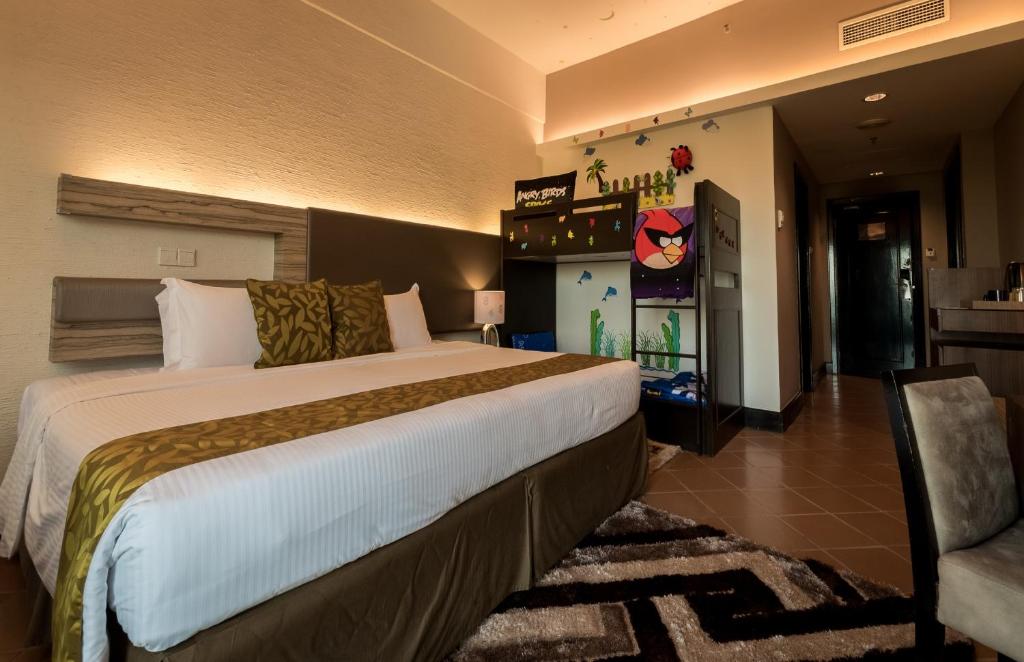 Letto o letti in una camera di Thistle Port Dickson Resort