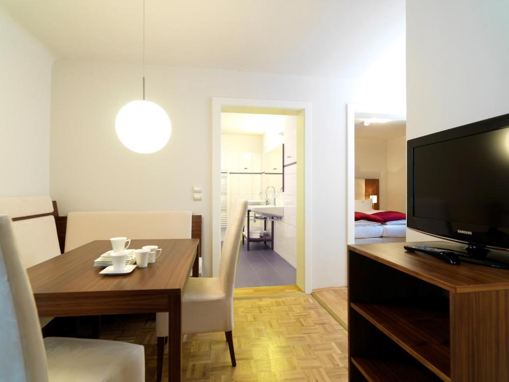 TV a/nebo společenská místnost v ubytování Ferienappartements Oberstbergmeisteramt