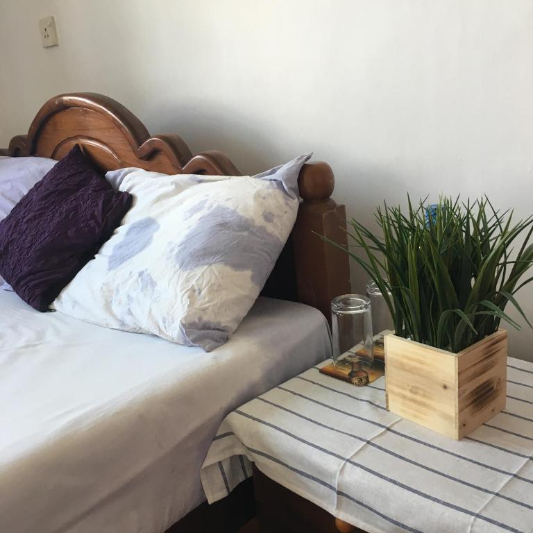 Holiday Stay Inn - 3