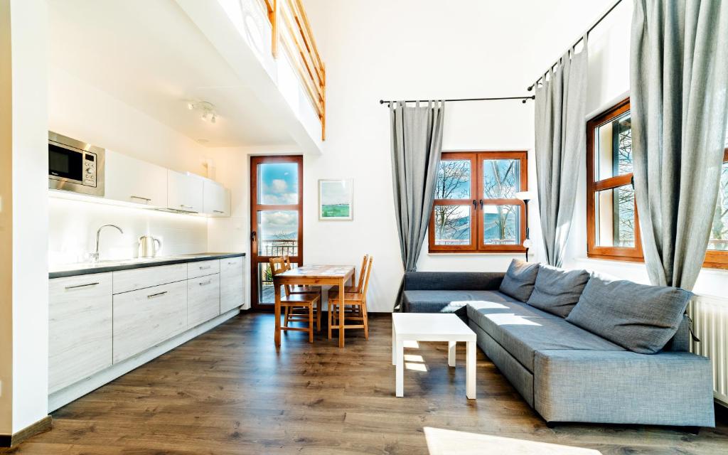 Kuchyňa alebo kuchynka v ubytovaní Apartamenty Sun & Snow Residence Karpacz