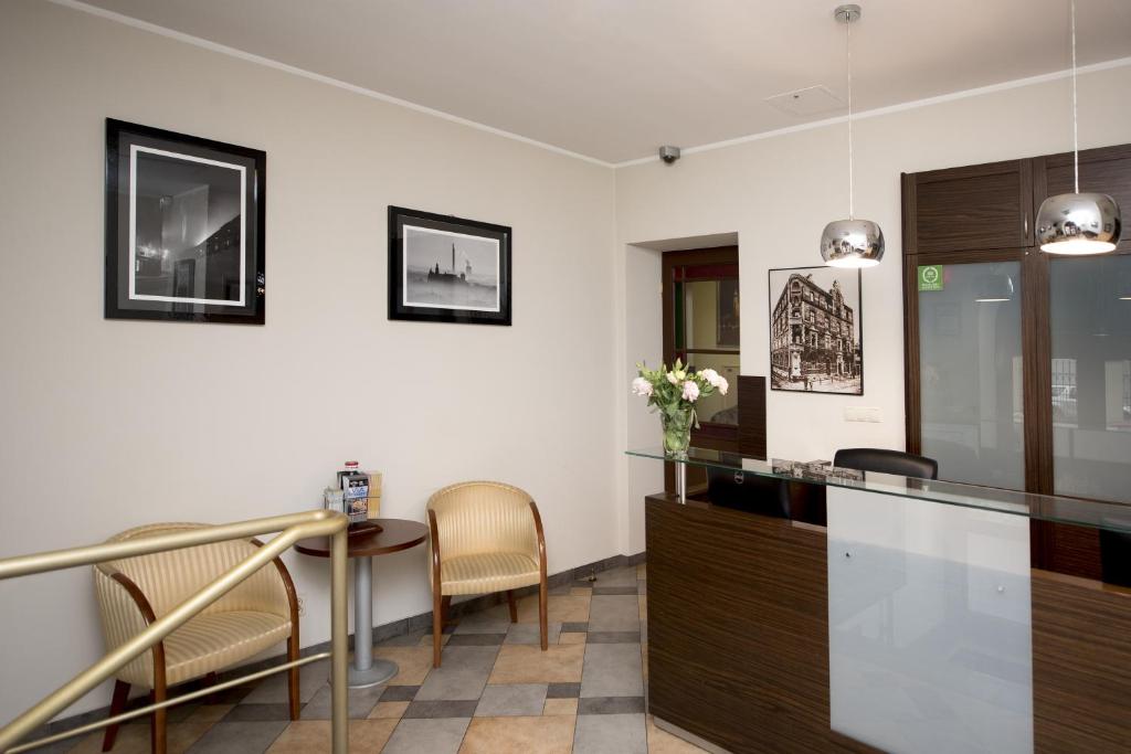 Red Brick Apartments - Resim 32