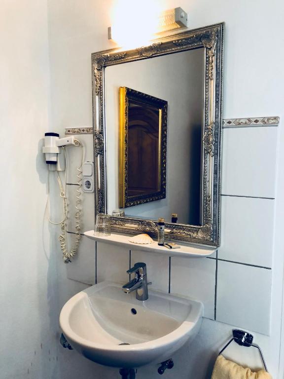 Koupelna v ubytování Hotel Mariahilf München