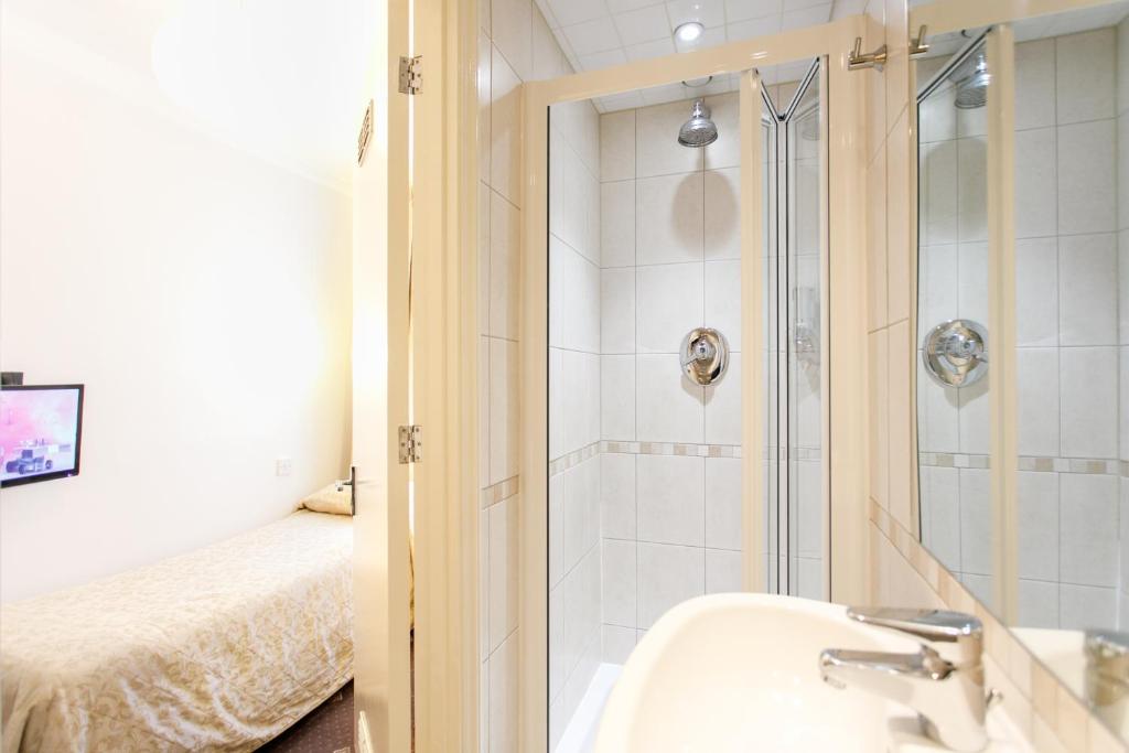 Jesmond Hotel - Resim 3