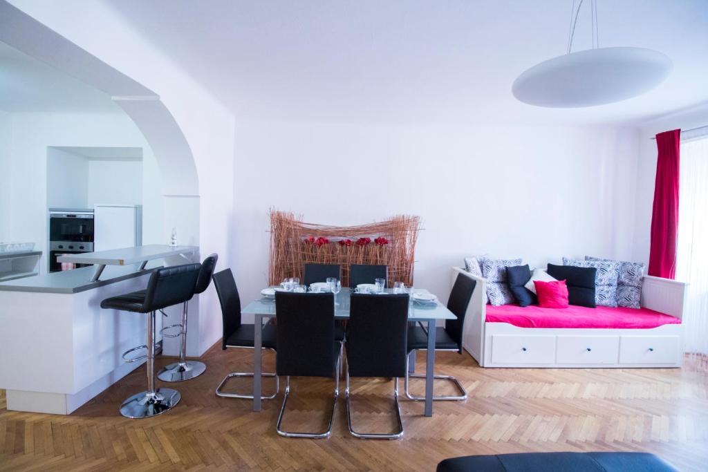 Apartments Old Town Square 27