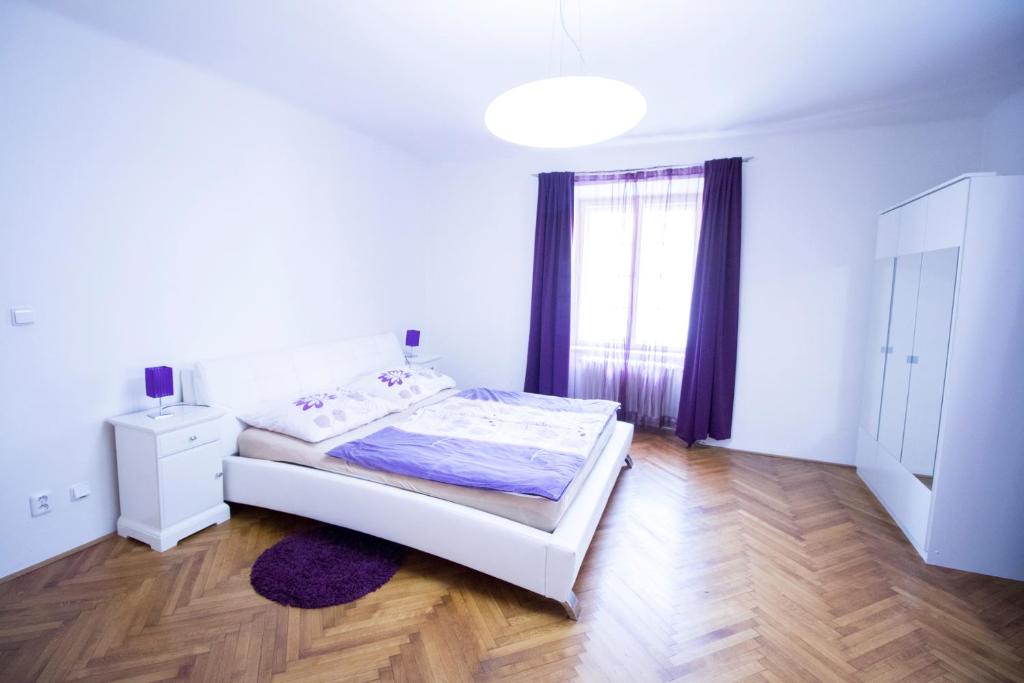 Apartments Old Town Square 27