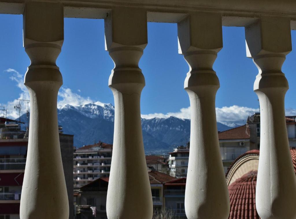 Nespecifikovaný výhled na hory nebo výhled na hory při pohledu z hotelu