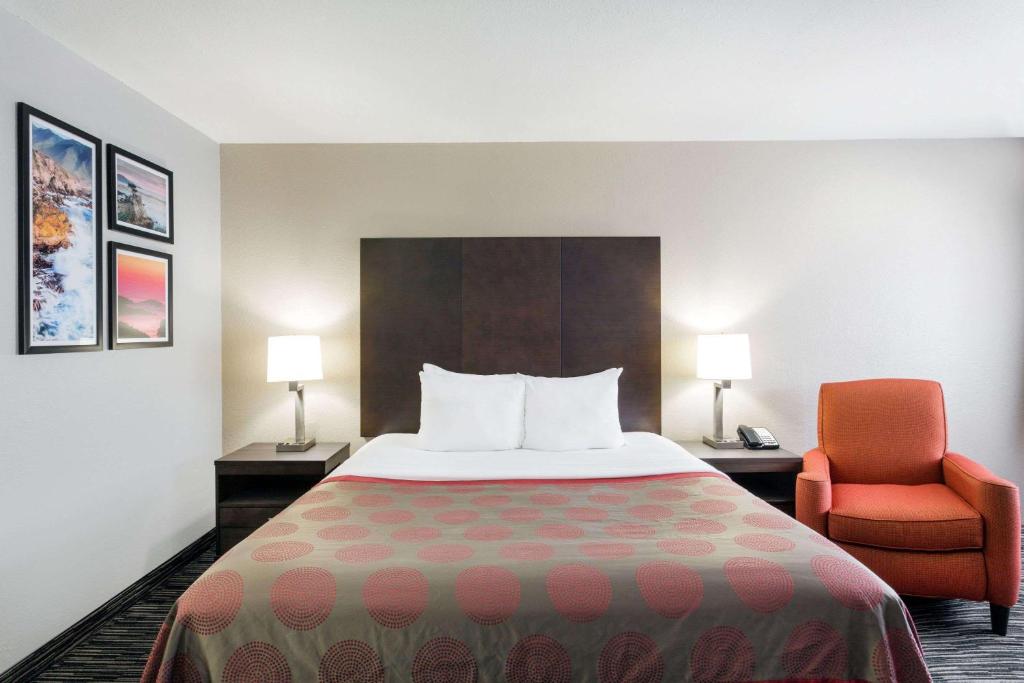 Ramada by Wyndham Monterey photo