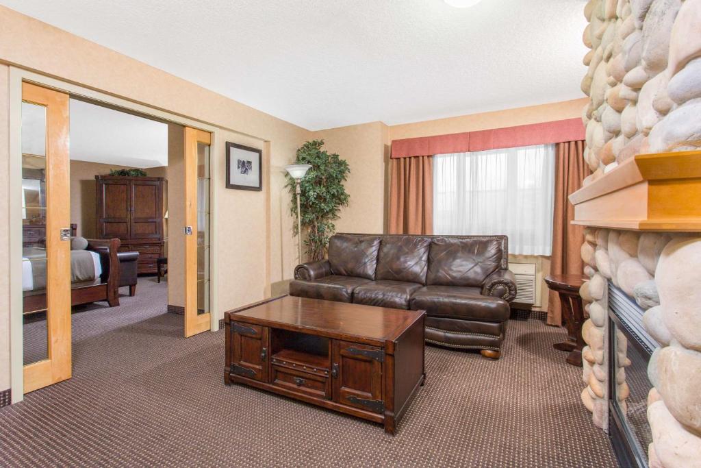 Canmore Inn & Suites - Resim 41