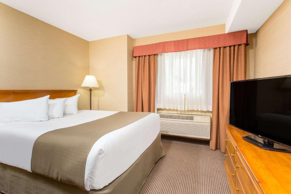 Canmore Inn & Suites - Resim 34