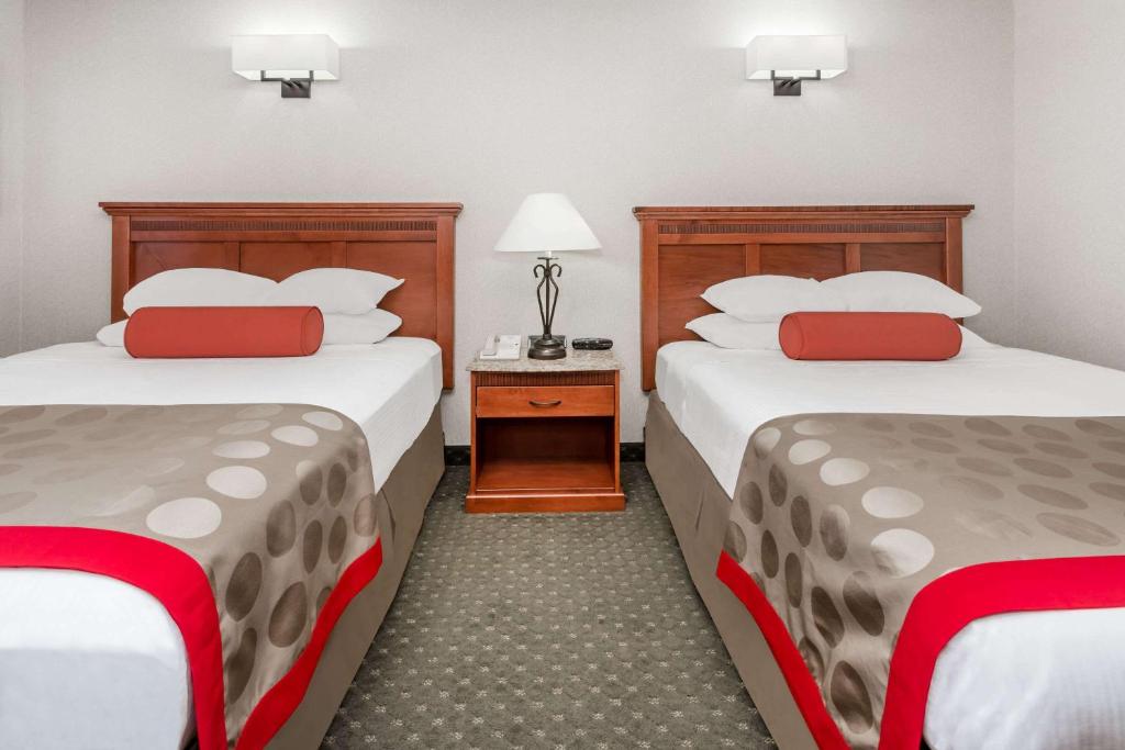 Ramada by Wyndham Frisco photo